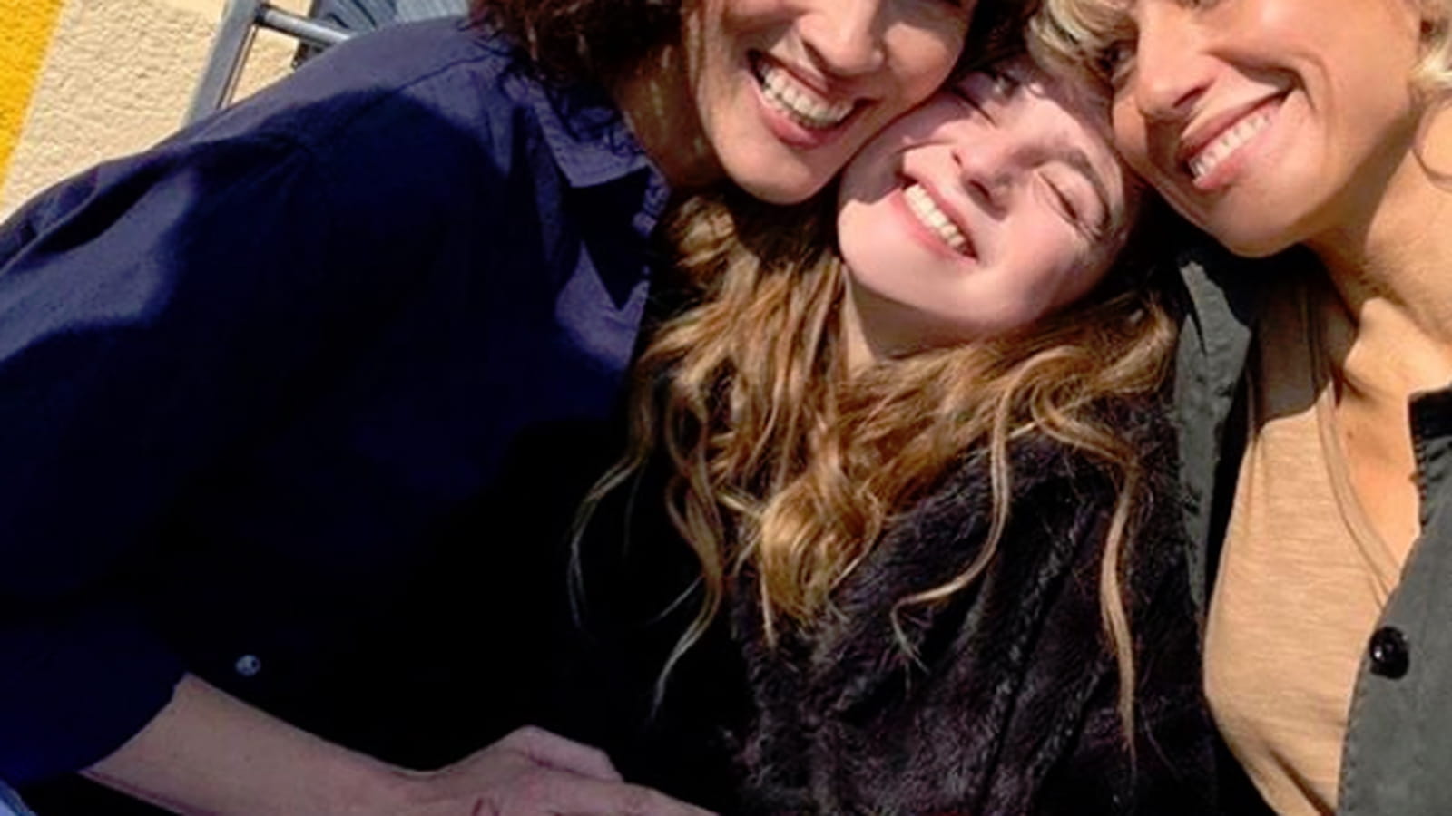 Linda Hardy, Esther Valding et Julie de Bazac