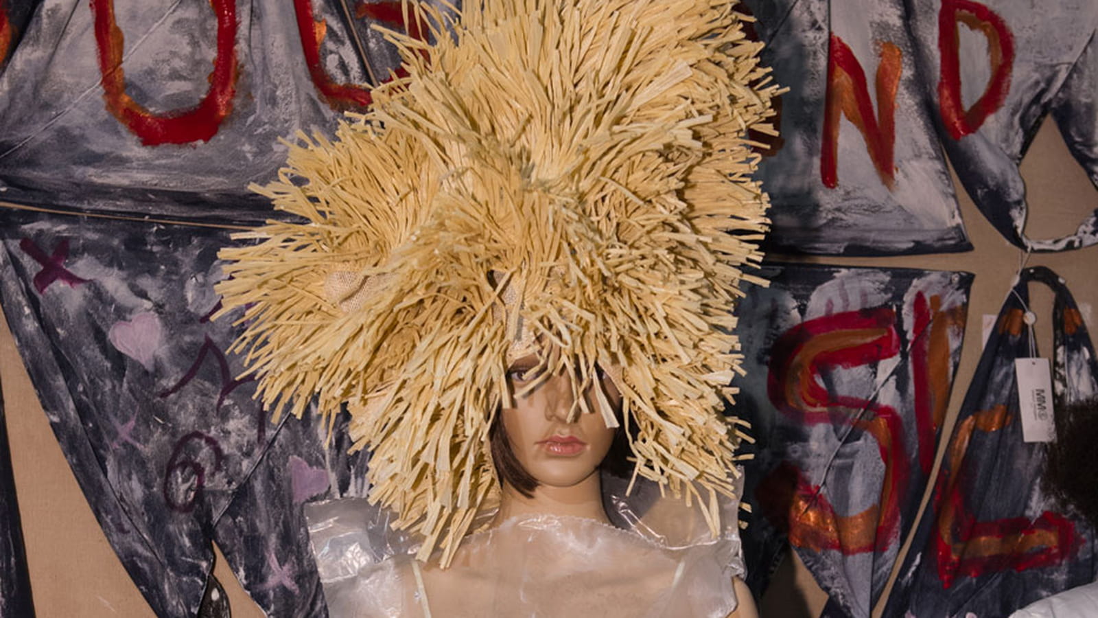 Coiffe MM6 Maison Martin Margiela
