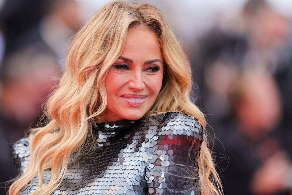 Le crayon &agrave; l&egrave;vres d'Adriana Karembeu