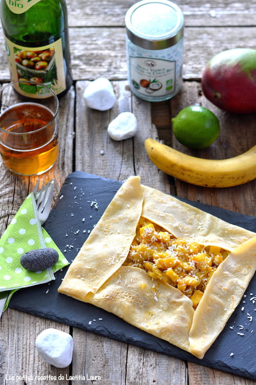 Crêpes à la compotée de mangue, banane et citron vert