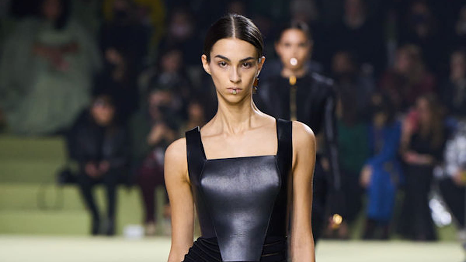 Look 57