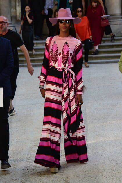 Naomi Campbell au d&eacute;fil&eacute; Valentino