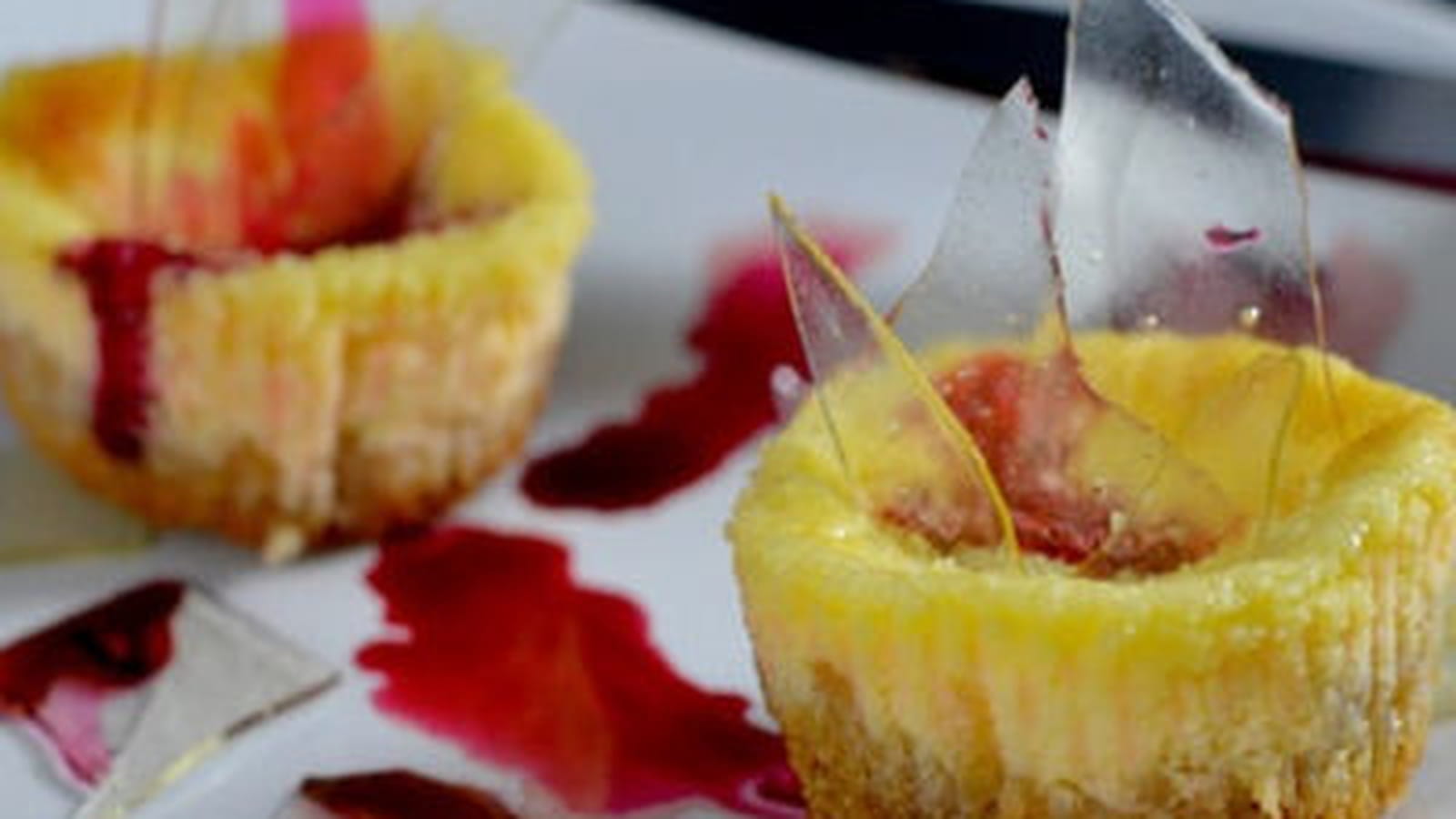 Mini cheesecakes aux éclats de verre