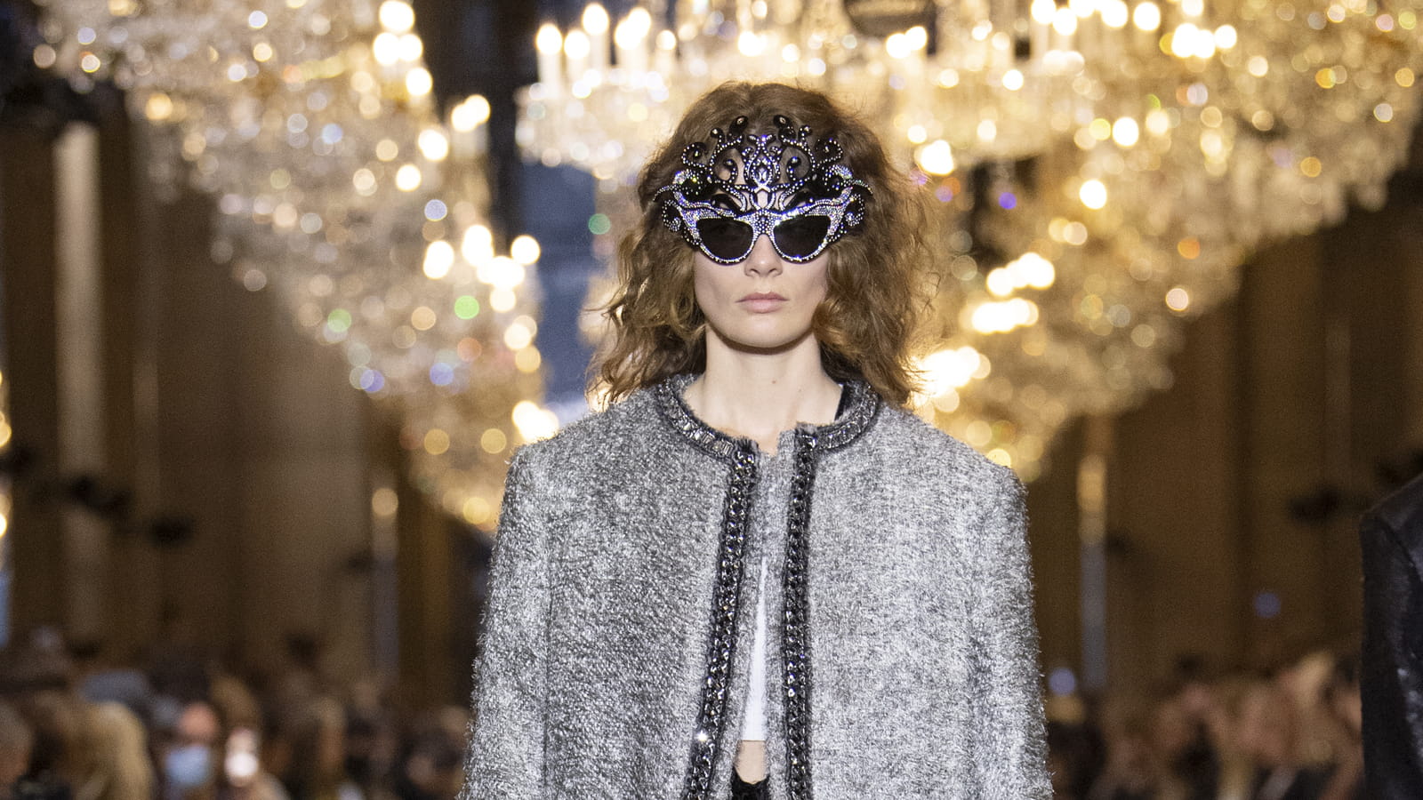 Look 24