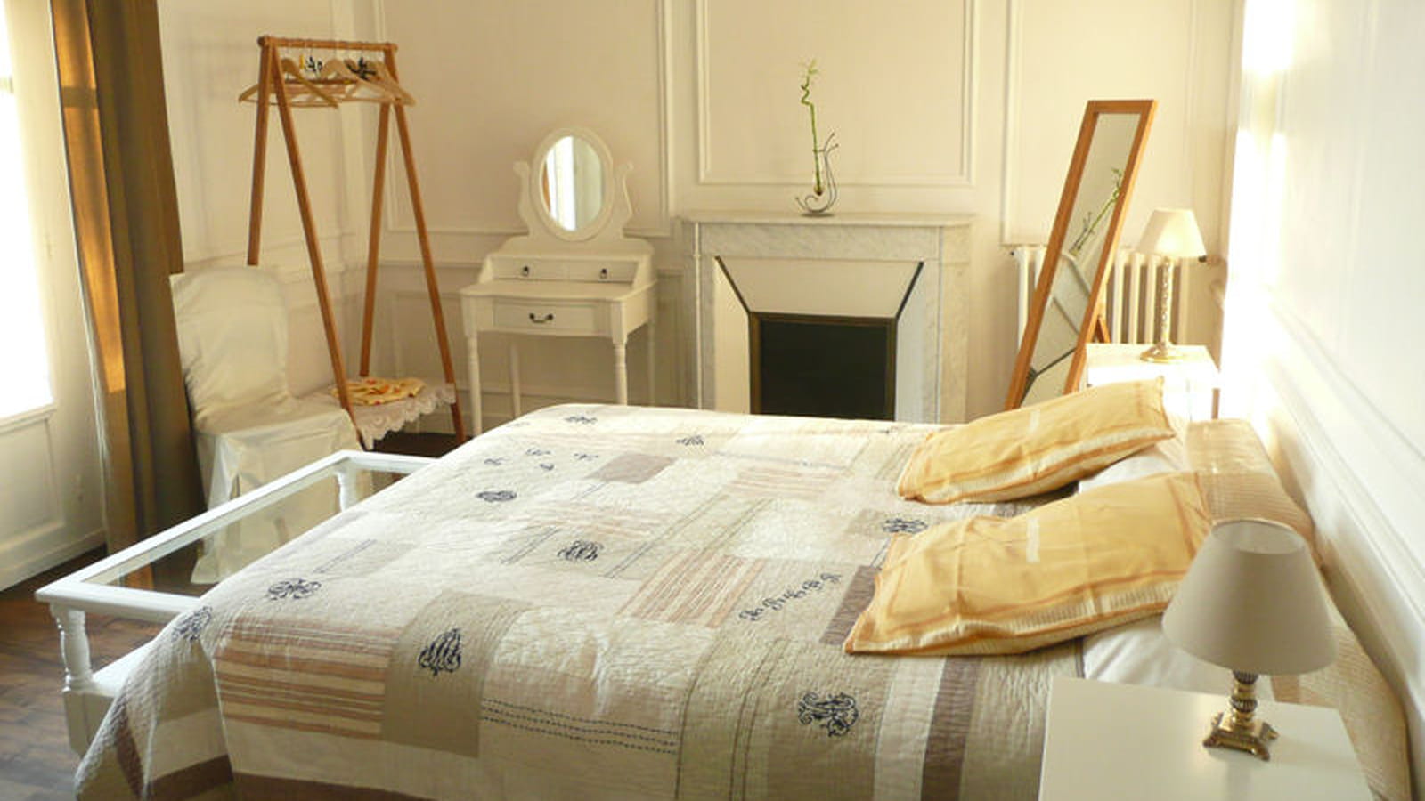 Chambre ensoleillée