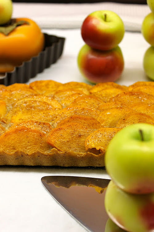 Tarte frangipane aux agrumes et fuyus