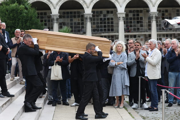 Le cercueil de Patrice Laffont au Père-Lachaise