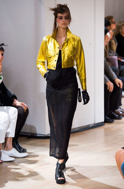 Le d&eacute;fil&eacute; Yohji Yamamoto