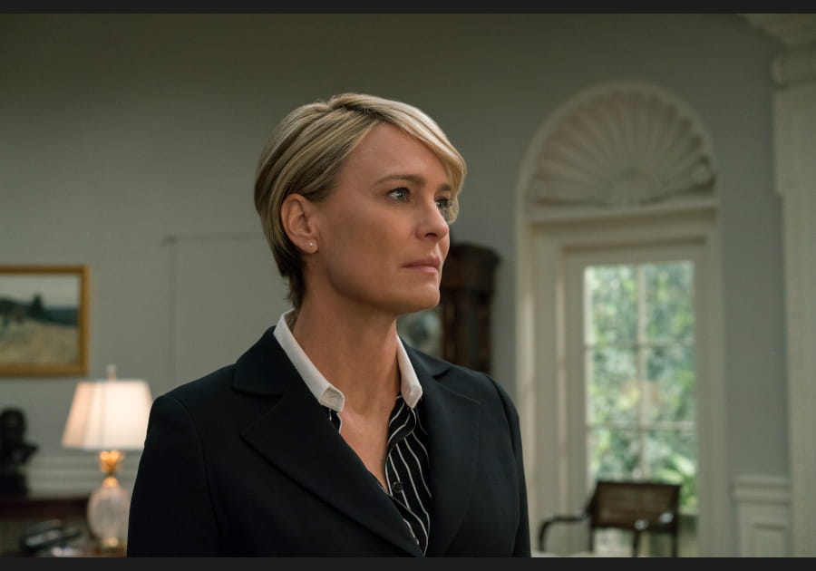 La coupe courte de Claire Underwood
