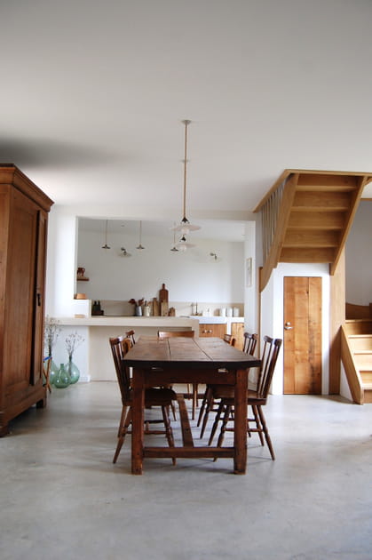 Apr&egrave;s&nbsp;: une cuisine pens&eacute;e autour de l'escalier