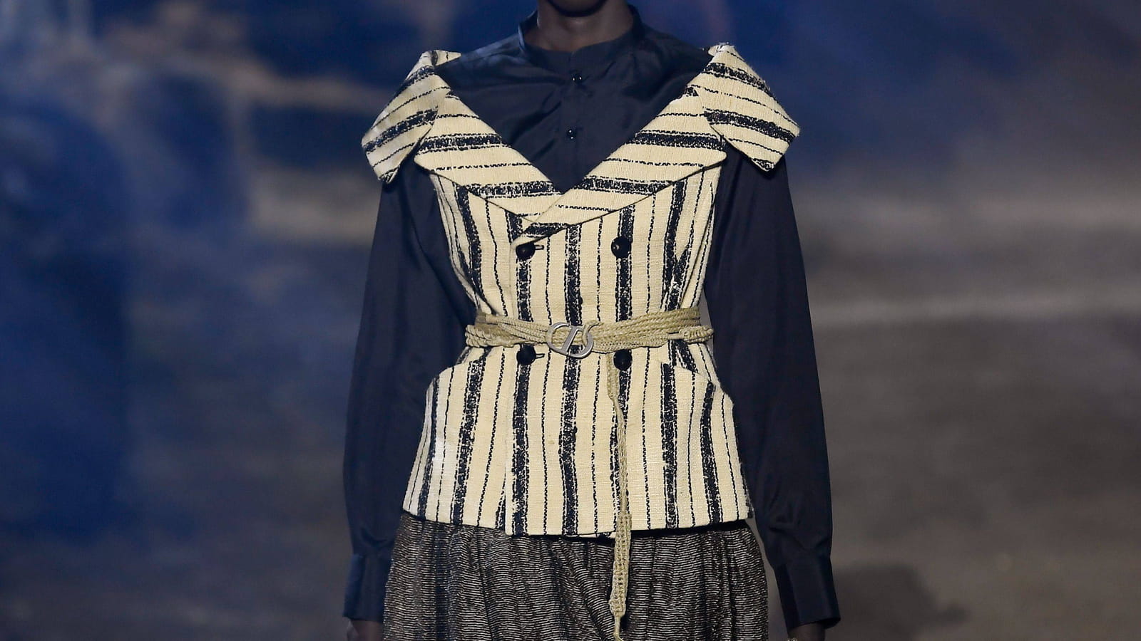 Look 45