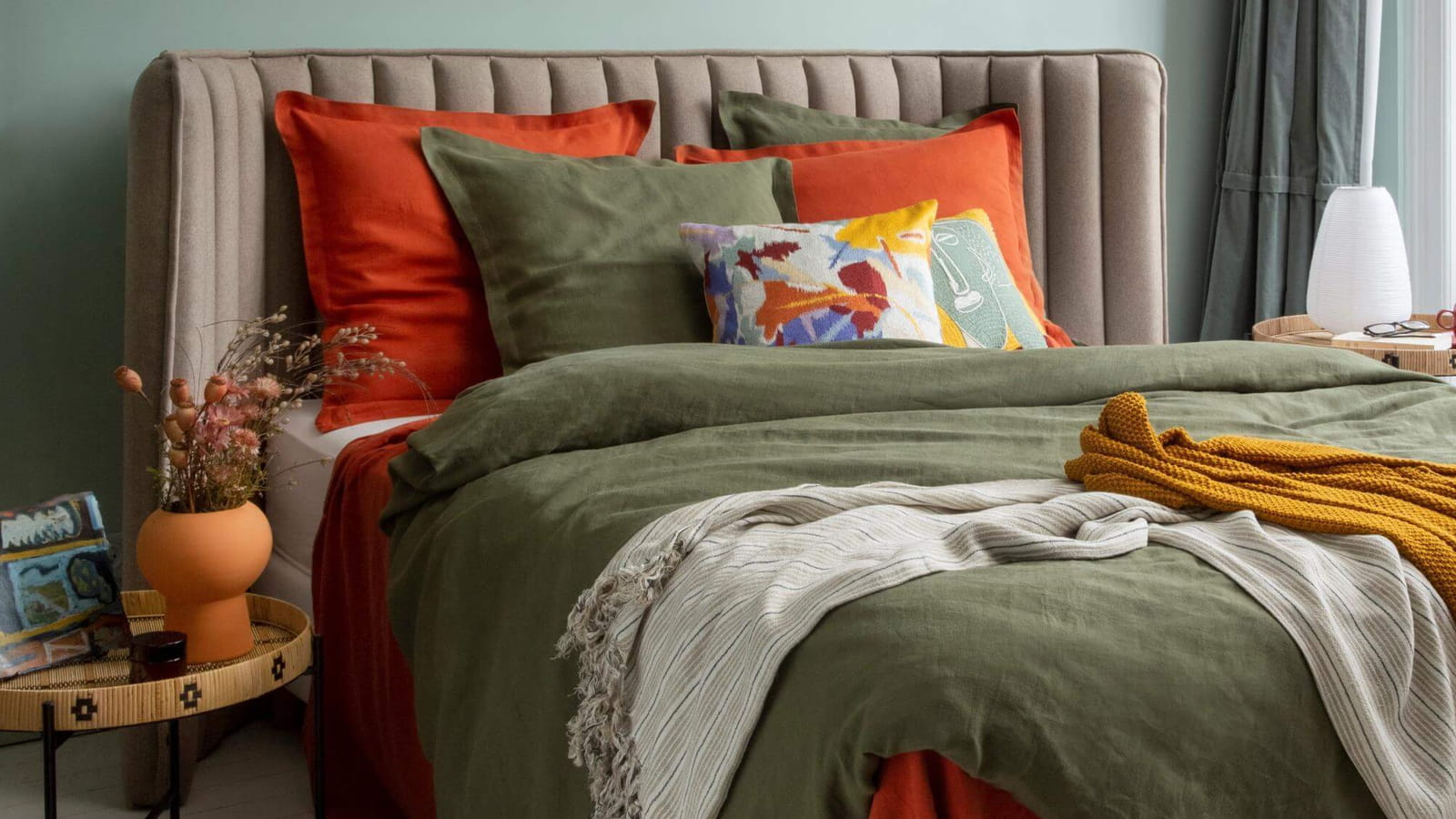 Une tête de lit esprit boudoir