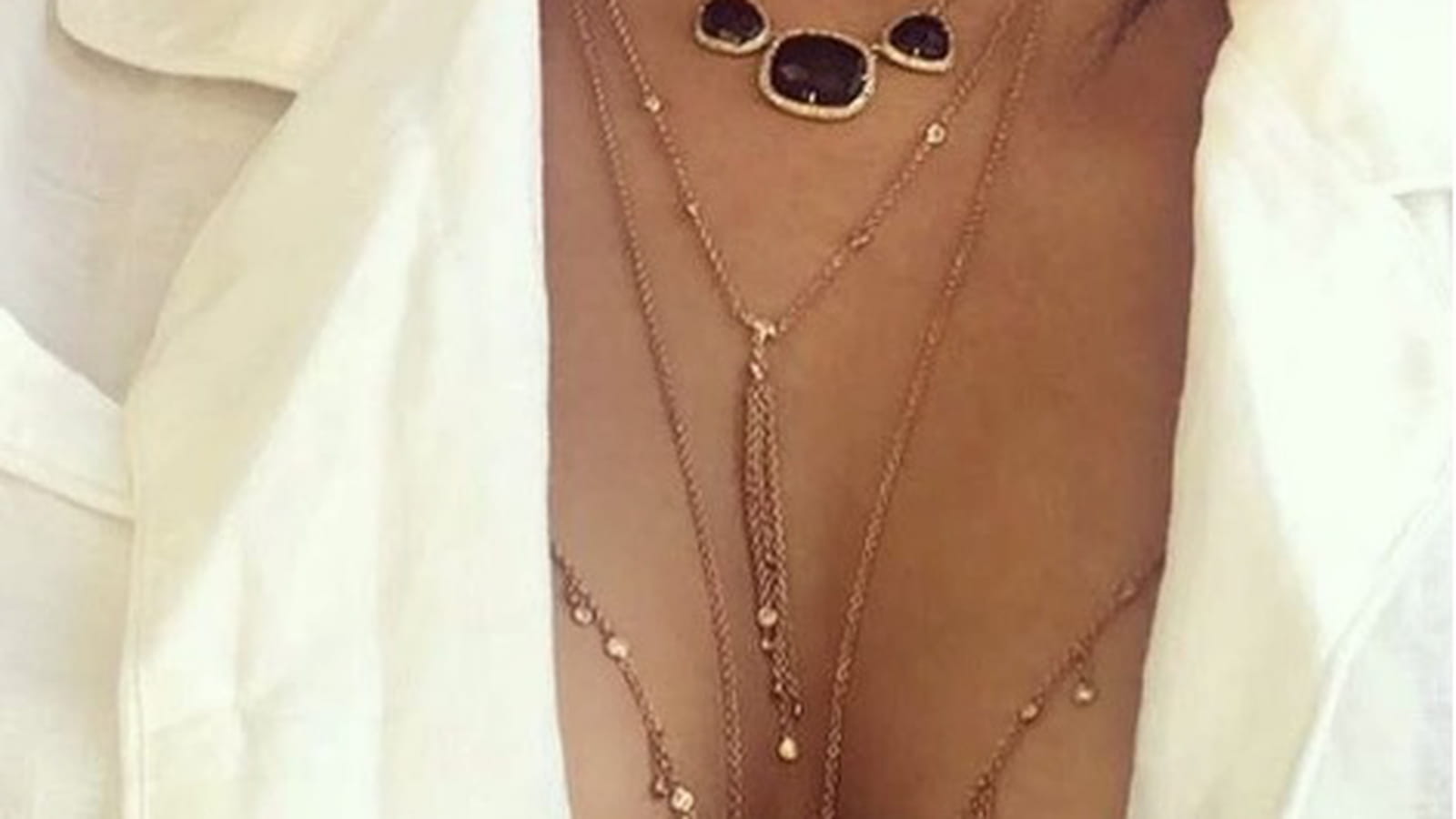 Emily Ratajkowski 