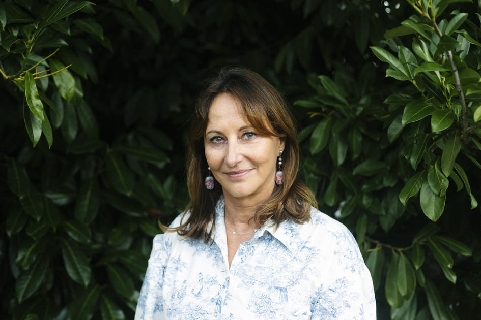 Le carr&eacute; long &agrave; frange rideau de S&eacute;gol&egrave;ne Royal