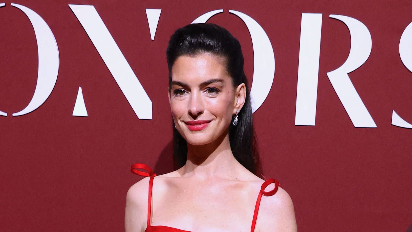 Anne Hathaway