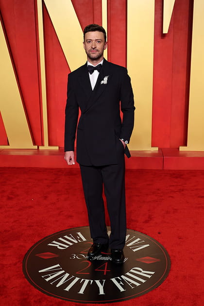 Justin Timberlake en smoking noir et nœud papillon Fendi