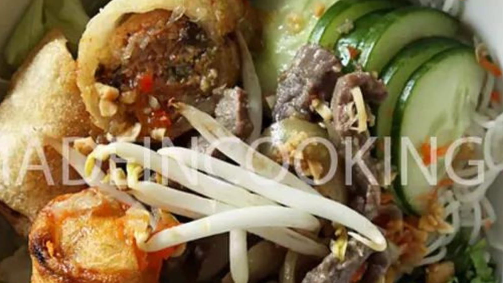 Bò bún boeuf et nems