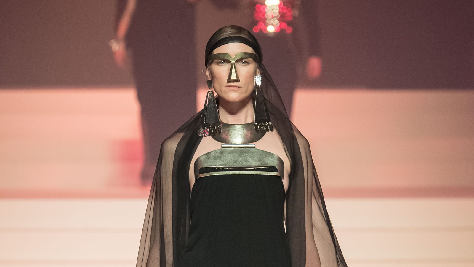Look 76