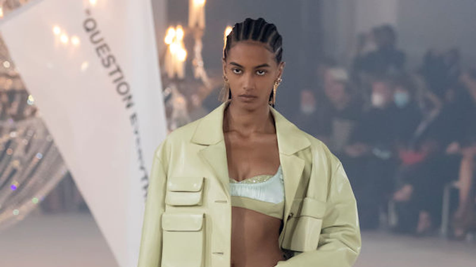 Look 24