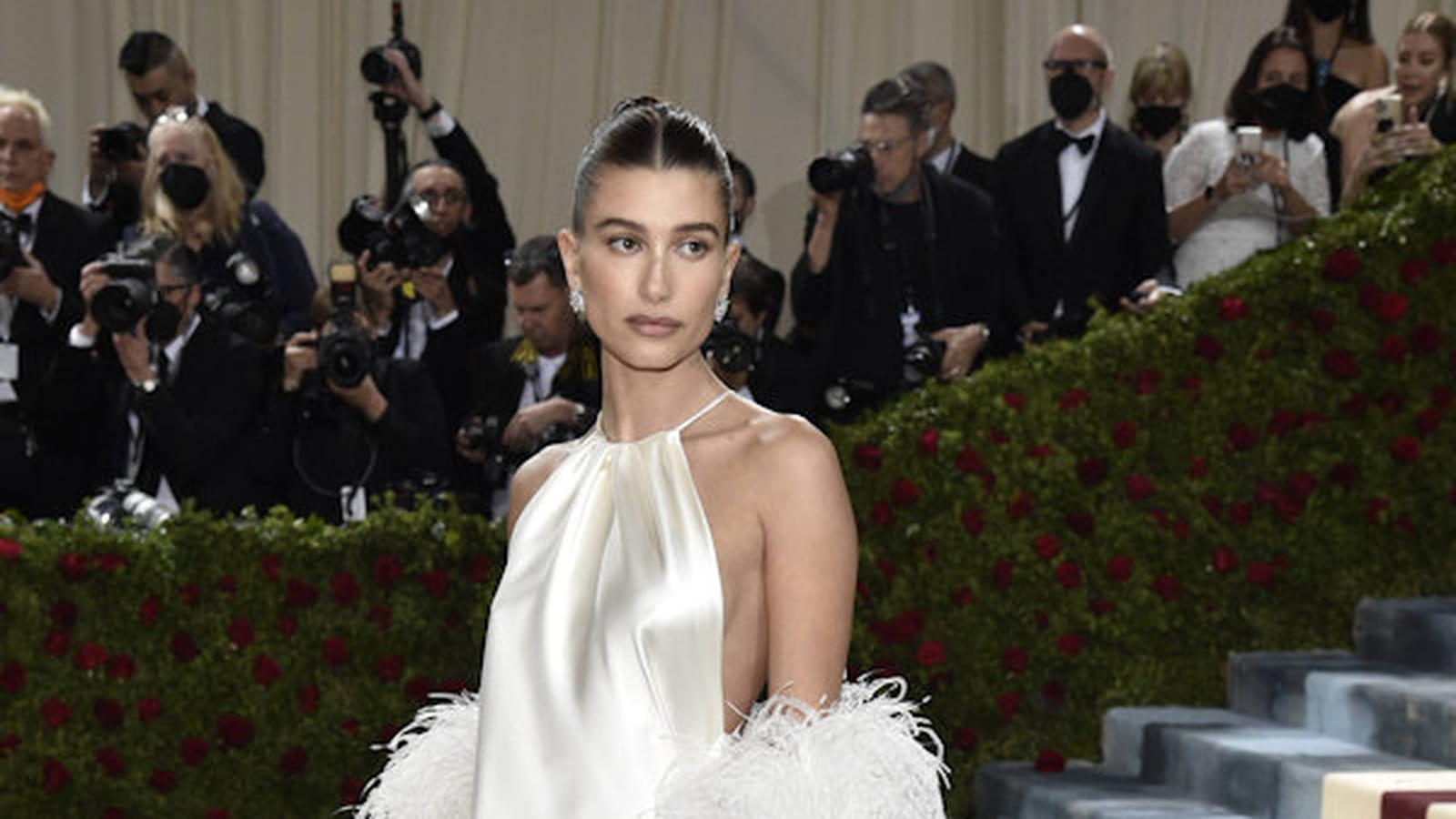Hailey Bieber