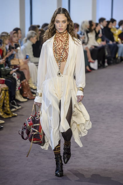 D&eacute;fil&eacute; Chlo&eacute;