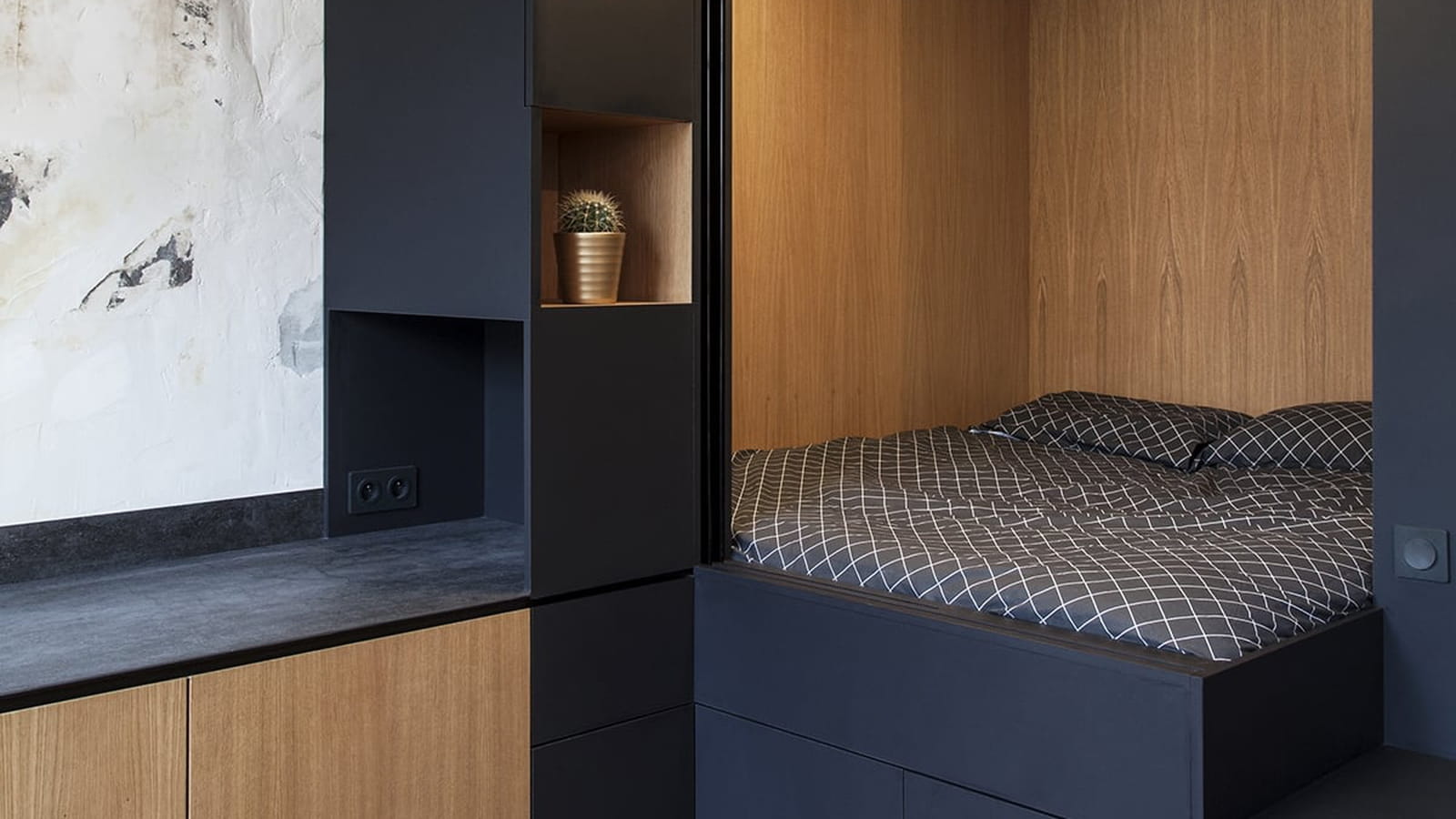 Dans une boîte 