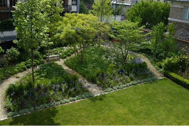 Le végétal est roi dans ce jardin versaillais