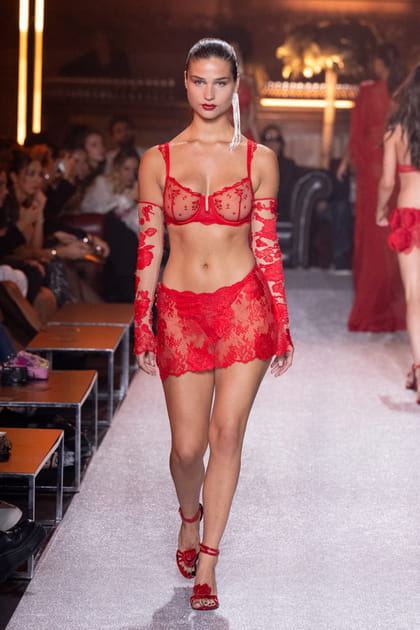 Look 43&nbsp;du d&eacute;fil&eacute; Etam Live Show 2023