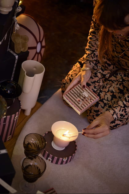 Une jolie bo&icirc;te d'allumettes pour allumer le feu