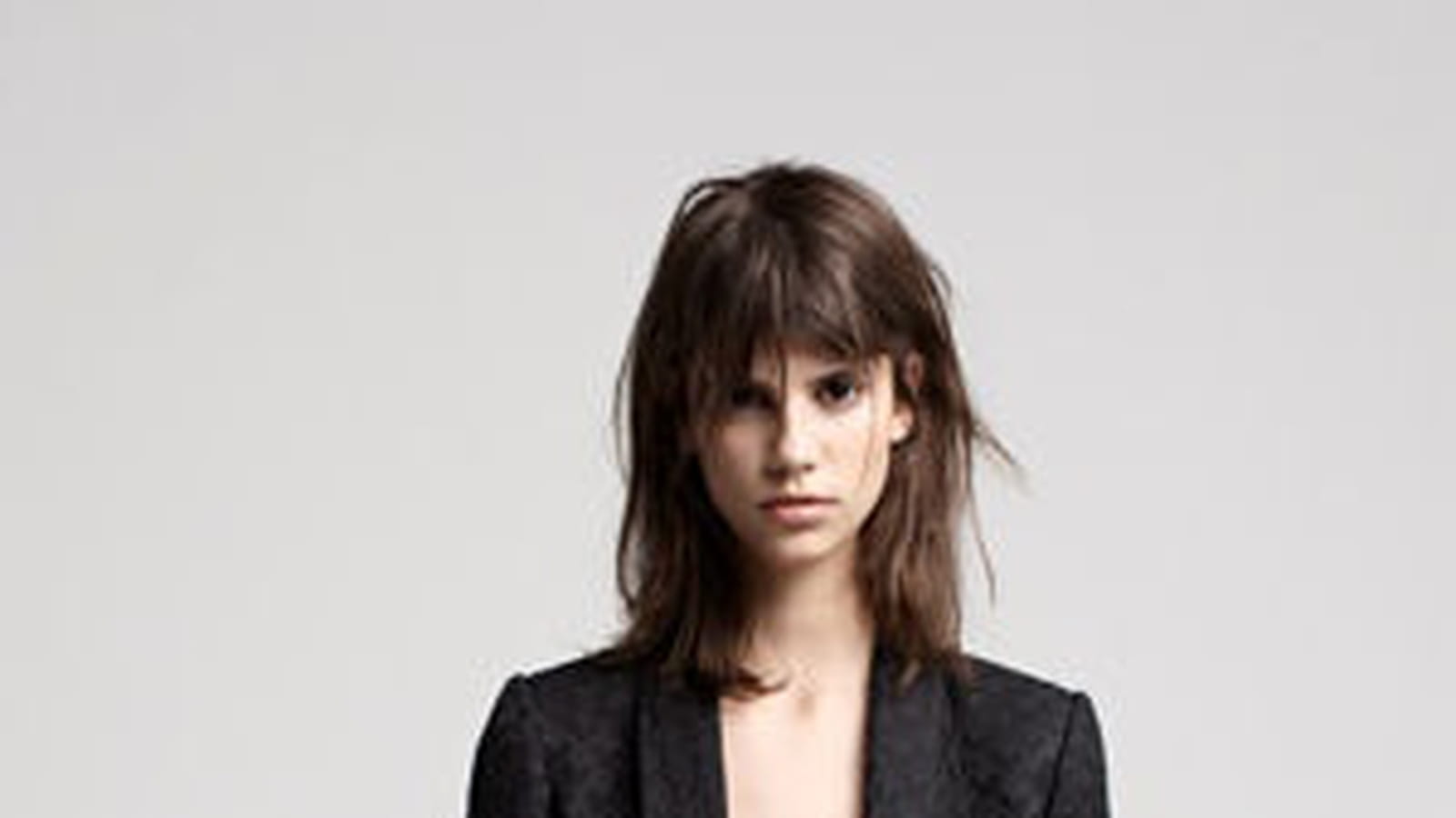 Veste noire de Maje