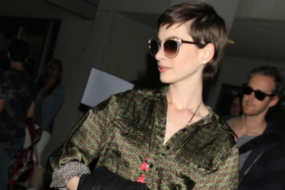 Valentino dessine la robe de mariée d'Anne Hathaway