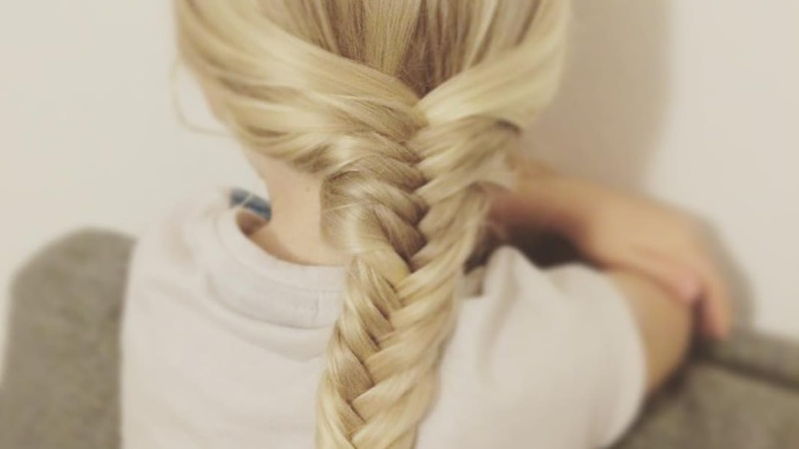 Tresse brésilienne et queue de cheval