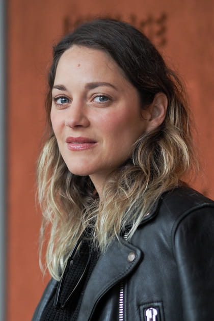 Flop&nbsp;: Marion Cotillard et sa chevelure bicolore