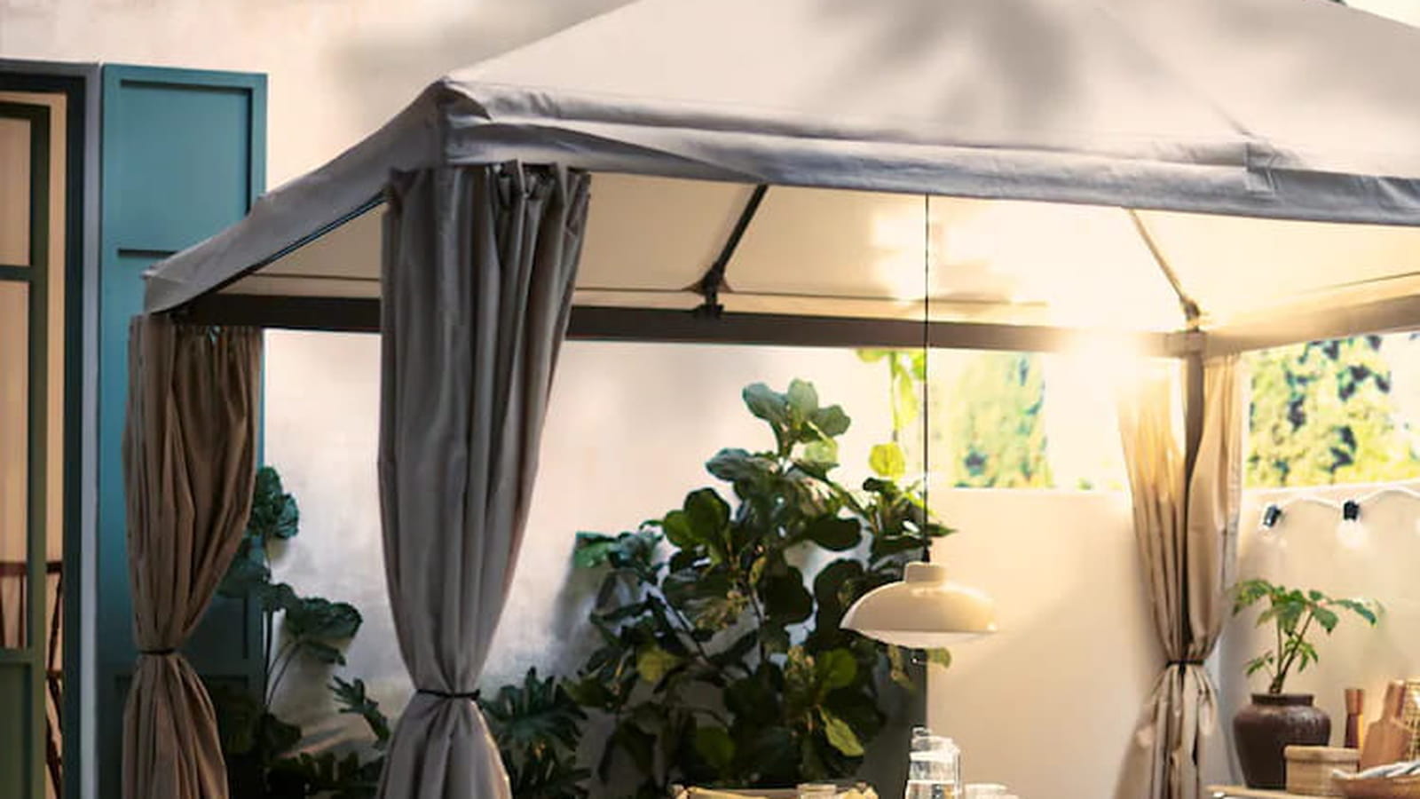 Tonnelle de jardin style colonial