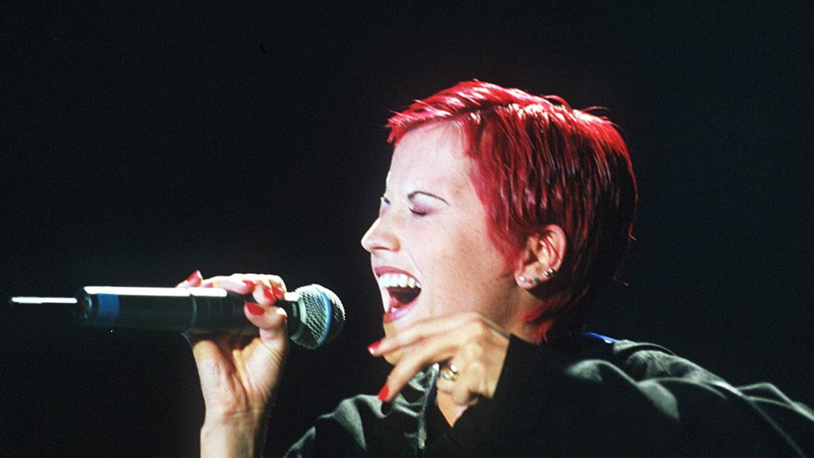 Mort de Dolores O'Riordan des Cranberries : sa vie en images [PHOTOS]