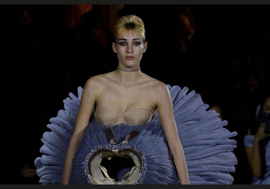 Le liner XXL de Viktor and Rolf