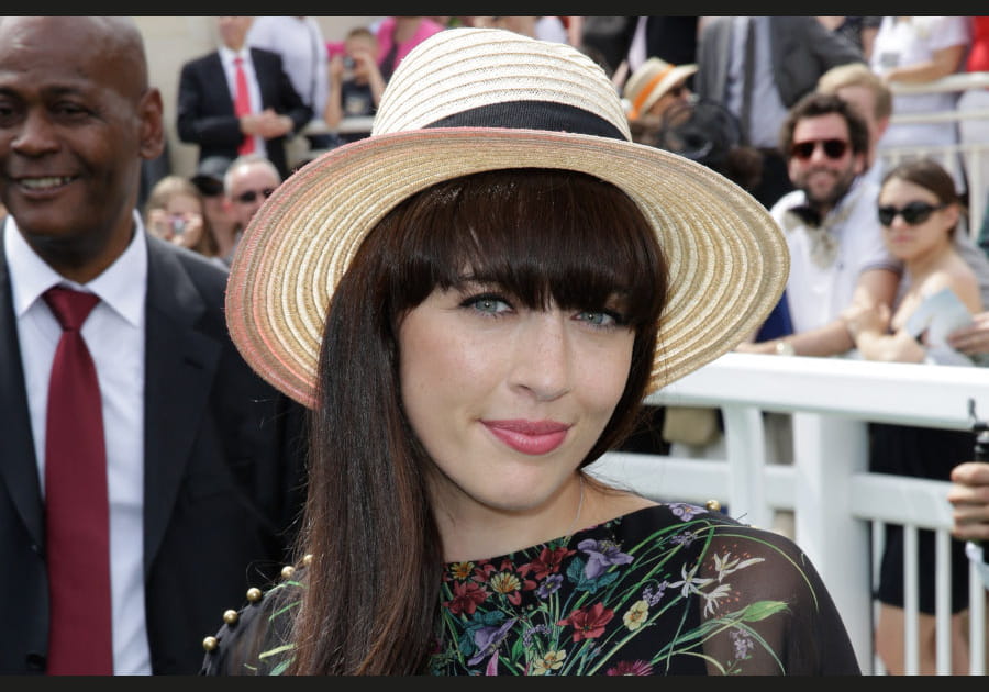 La frange &eacute;paisse de Nolwenn Leroy