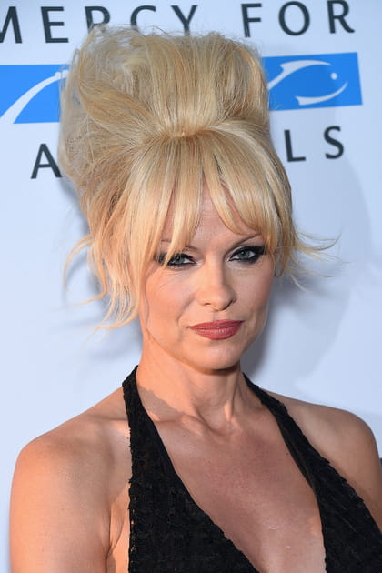 Frange de star&nbsp;: Pamela Anderson avec frange