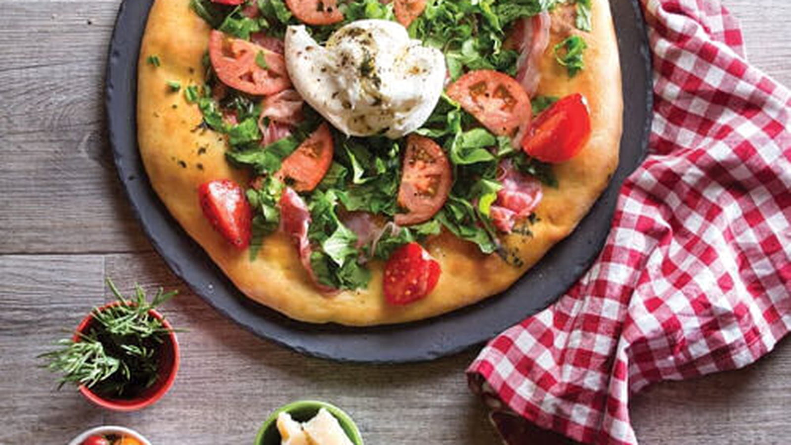 Pizza Bianca pâte croustillante au romarin