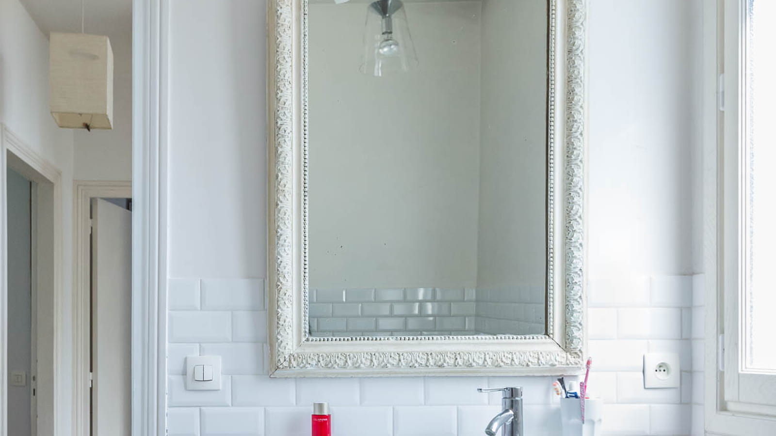 Vasque et miroir