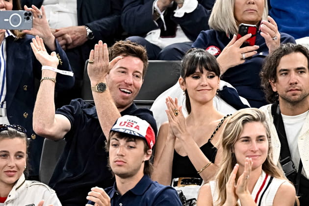 Nina Dobrev et son compagnon Shaun White : le couple était à Paris pour les JO