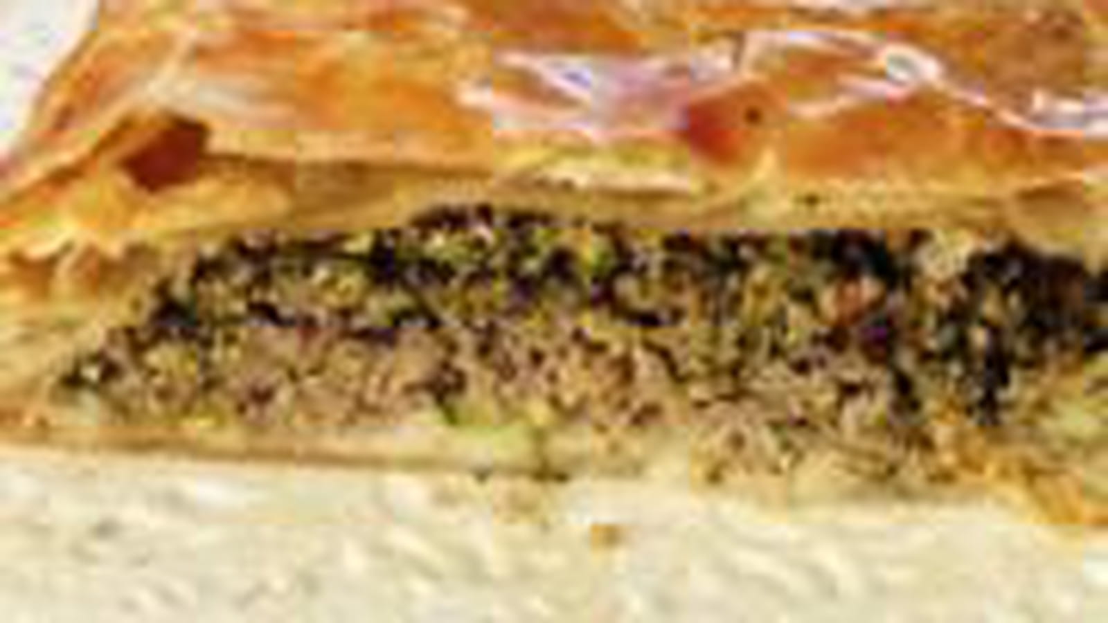 Feuilleté d'agneau au pesto de coriandre et pistache