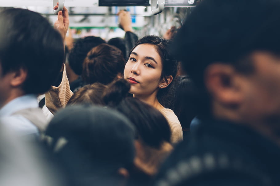 Frotteurs du métro : une appli pour les montrer du doigt