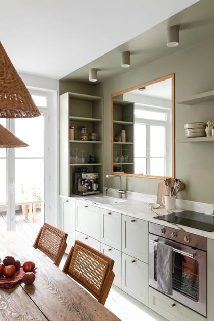 Apr&egrave;s&nbsp;: une cuisine ouverte donnant sur la terrasse