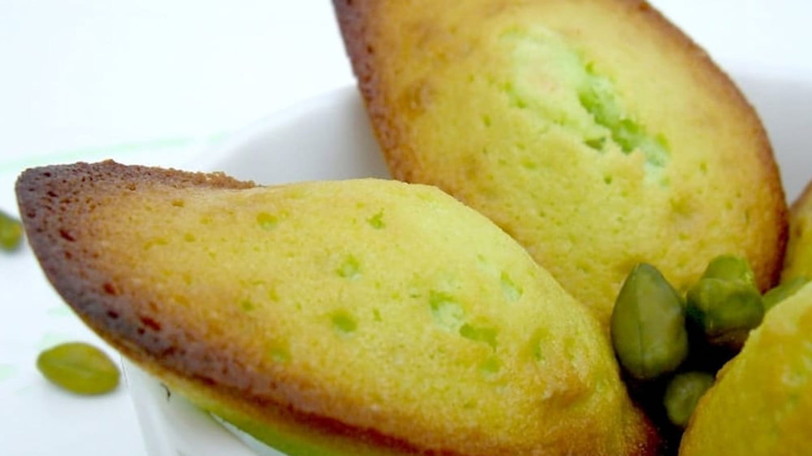 Madeleines à la pistache