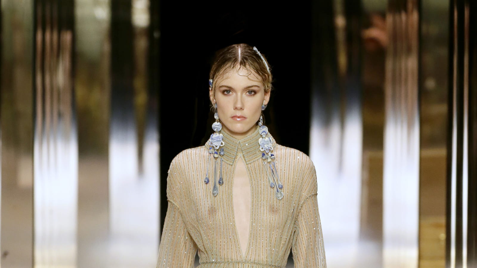 Look 9