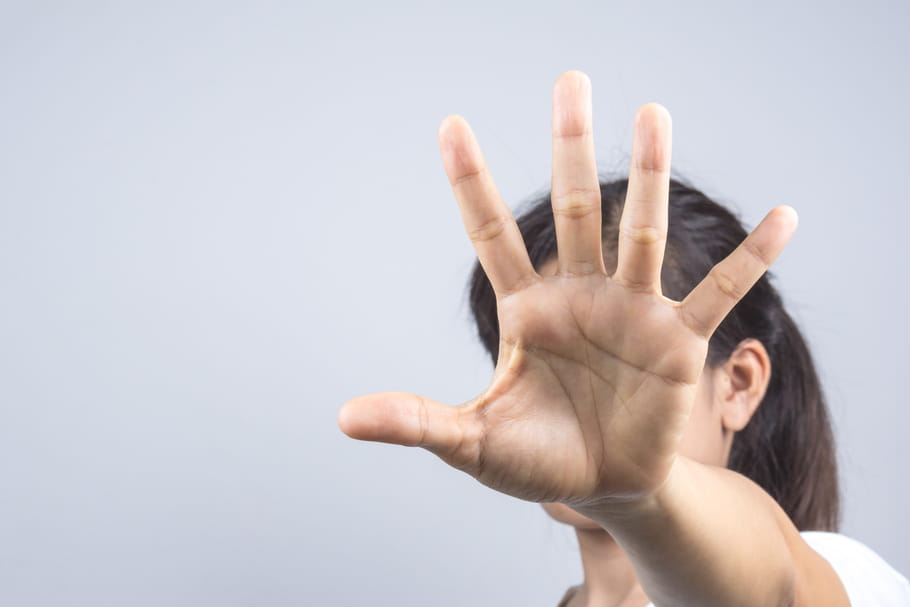Violences faites aux femmes : ce qui est mis en place contre ce fléau