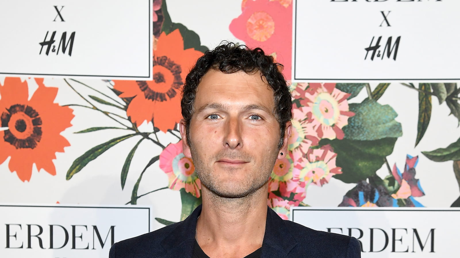  Simon Buret