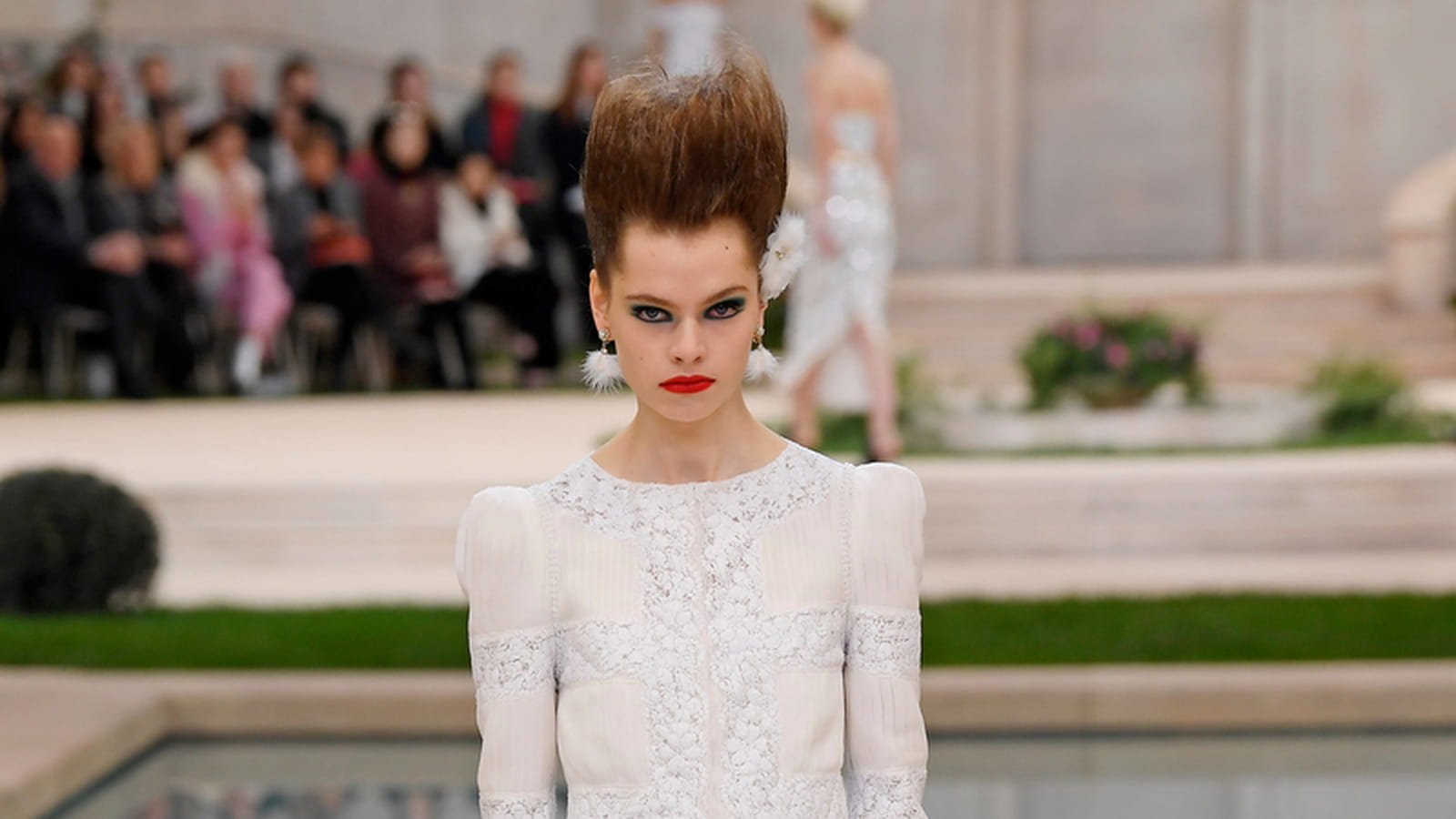 Look 38
