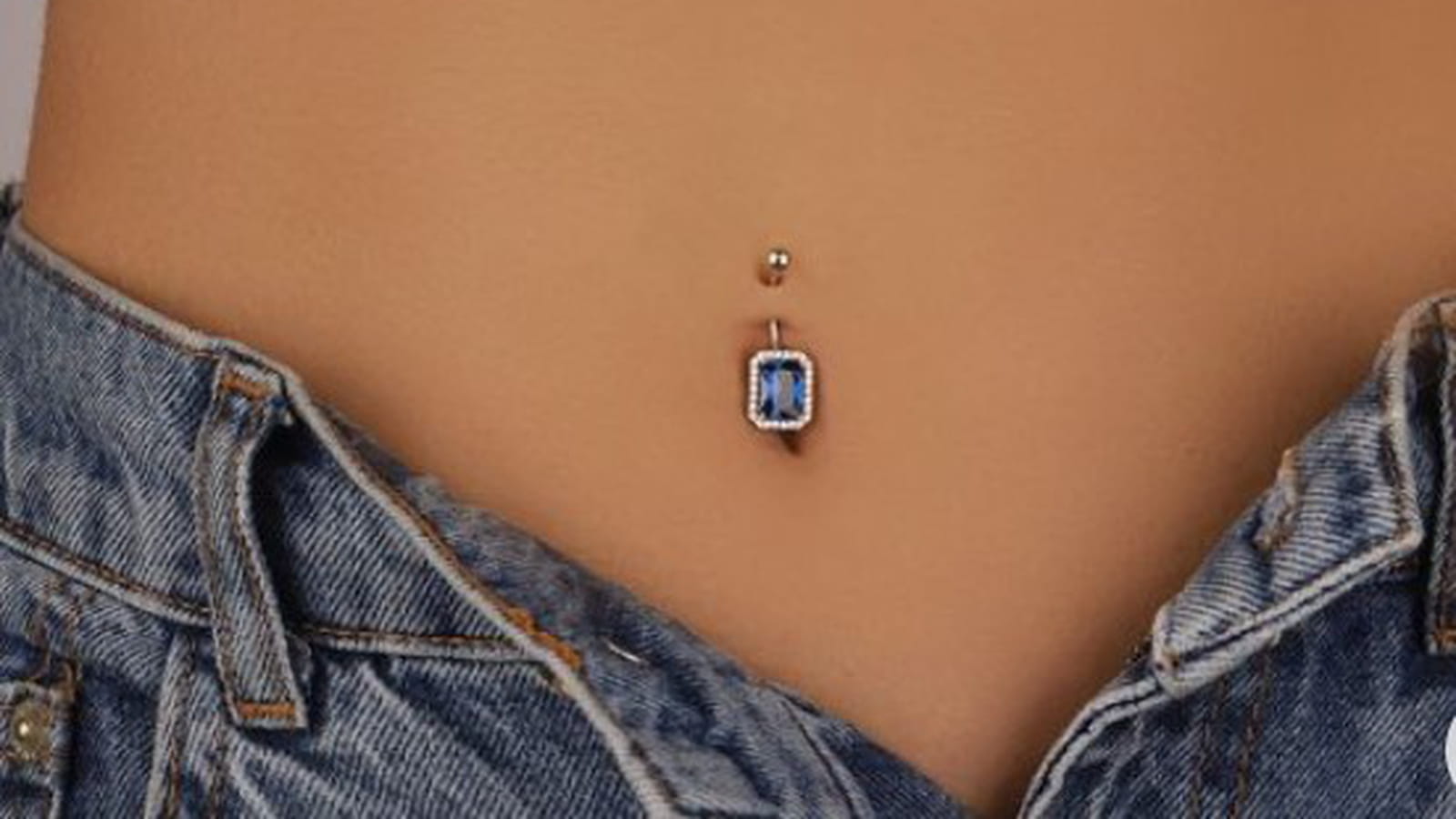 Piercing saphir 